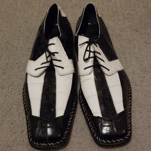 Mauri genuine crocodile shoes.